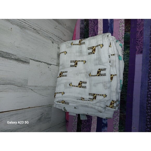 Aden + Anais Muslin Swaddle Blankets (3) Bird, Giraffe, Elephant 100% Cotton - Picture 2 of 7